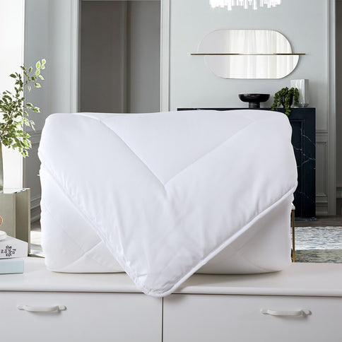Deluxe 260GSM Eco-Silk Touch Quilt - Super King-1917365871437811714