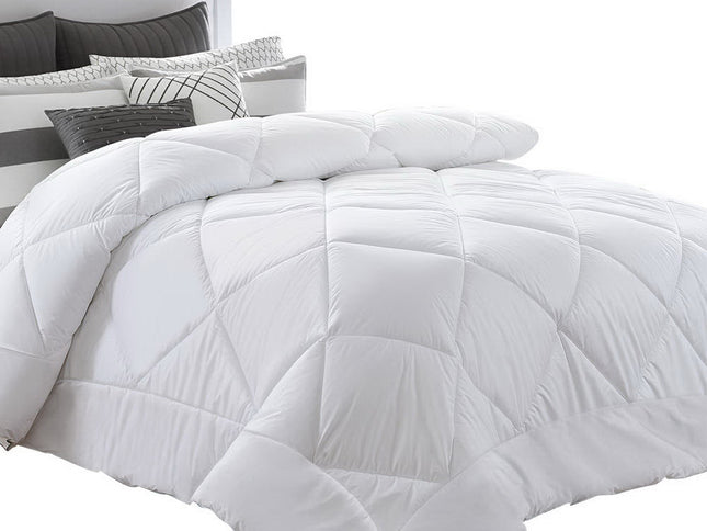 Giselle Bedding 400GSM Microfibre Bamboo Quilt Super King