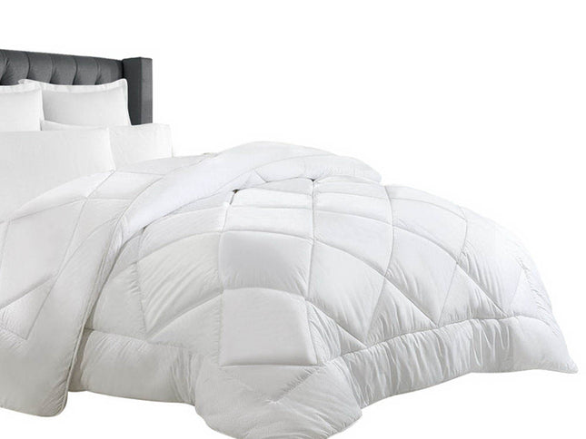 Giselle Bedding 700GSM Microfibre Bamboo Quilt Super King