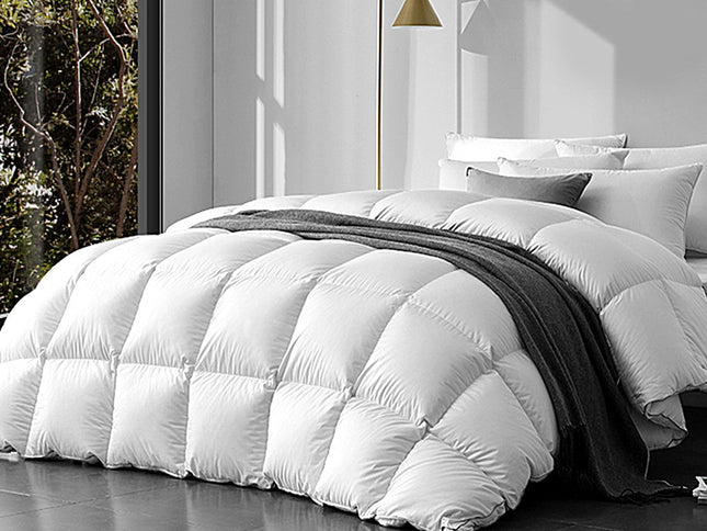 Giselle Bedding 800GSM Goose Down Feather Quilt Queen