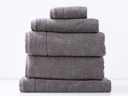Aireys 650 GSM Zero Twist 5 Piece Bath Nickel Towel by Renee Taylor