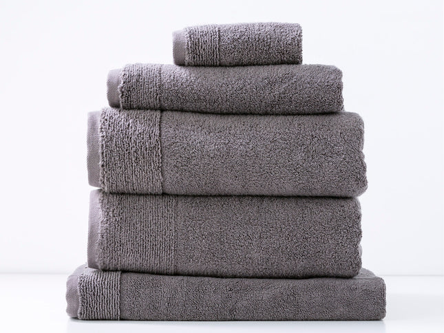 Aireys 650 GSM Zero Twist 5 Piece Bath Nickel Towel by Renee Taylor