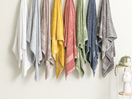 Stella 650 GSM Soft Bamboo Cotton 5 Piece Silver Bath Towel by Renee Taylor