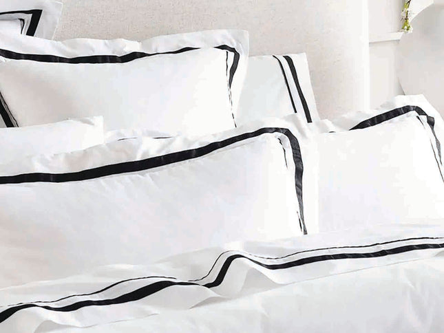 Cloud 1000 TC Egyptian Cotton White Charcoal Queen Quilt Cover Sets by Renee Taylor