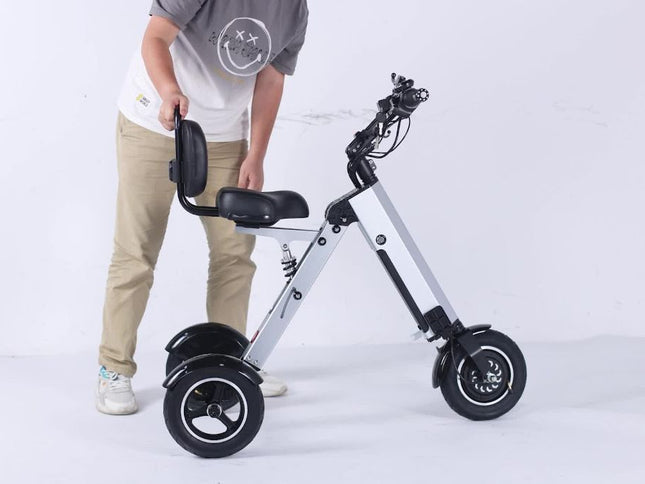 Foldable Electric Tricycle Lightweight Electric Scooter Home Electric Mobility - Silver - Size 36V8A250W