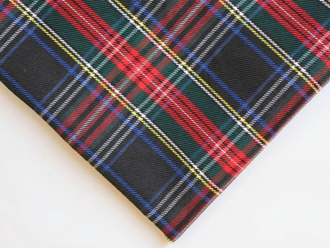 polyester woven fabric, plaid fabric, Christmas red green fabric, twill fabric, jacquard check fabric, fabric for bags, fabric for shoes, fabric for hats, fabric for pet decorations, festive fabric, holiday craft fabric, DIY fabric Australia - Green - Siz