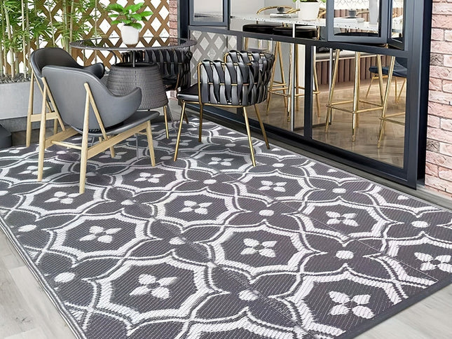 Outdoor Reversible Patio Mat Geometric Pattern