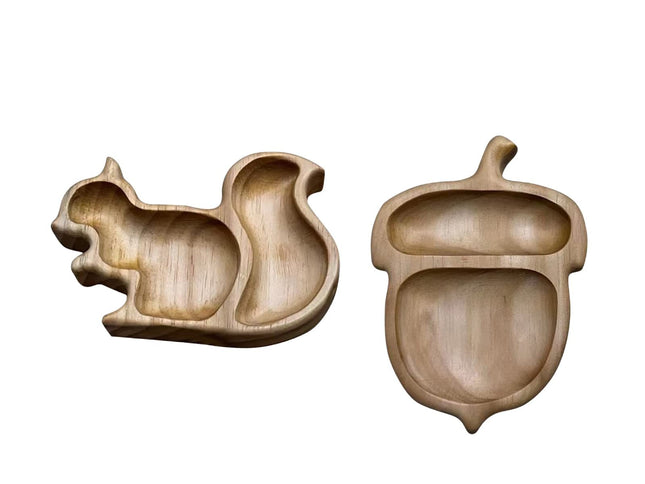Tray Wood Snack Tray Wood Platter Snack for Everyday Kitchen Party Restaurant Serving Tray Snack Gift (Squirrel+Pine Cones)