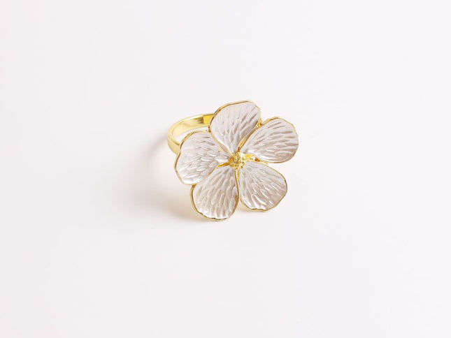 6 Pcs White Flower Napkin Rings Set, Napkin Ring Holder Floral Serviette Buckles for Wedding Party Banquet