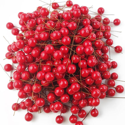 300PCS Artificial Holly Berries, Mini 10 mm Fake Berries Decor on Wire for Christmas Tree Decorations Flower Wreath DIY Craft(Red)