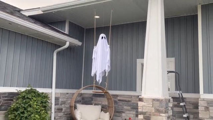 Swinging Ghost Halloween Porch Decoration, Spooky Hanging Decor for Outdoor Holiday Displays (white)