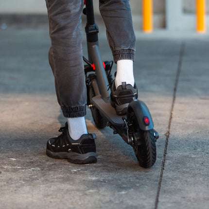 Electric Scooter, 350W Motor, 8.5 inch  Tyres, Front Suspension, Smart App, Foldable, 25kph
