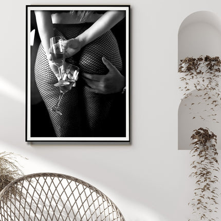 Wall Art 100cmx150cm Woman Drinking Wine In The Bar, Black Frame Canvas