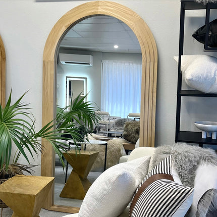 Interior Ave - Sierra Arched Step Mirror ‚Äö√Ñ√∂‚àö√ë‚àö‚àÇ‚Äö√†√∂‚àö√´‚Äö√†√∂‚Äö√†√á‚Äö√Ñ√∂‚àö‚Ä†‚àö‚àÇ‚Äö√†√∂‚àö¬¥‚Äö√Ñ√∂‚àö‚Ä†‚àö‚àÇ¬¨¬®¬¨√Ü Signature Sculptural Natural Wood Statement Piece