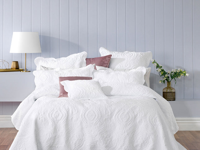 Bianca Elegance Cordelia White Bedspread Set King
