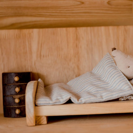 Two Story Cottage house imaginative play