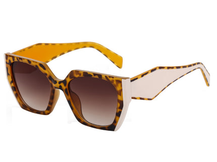 Tortoiseshell Oversized Sunglasses | UV400 Retro Chic Eyewear for Women