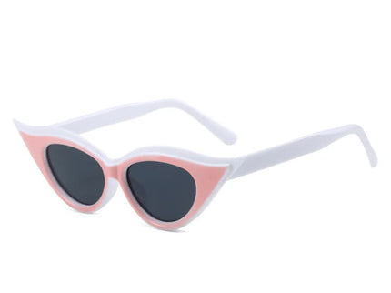 Retro Cat-Eye Sunglasses - Stylish White Vintage Frames for Women