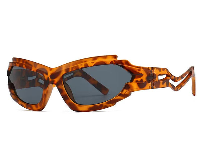 Futuristic Sports Wrap Man Sunglasses - Bold Leopard Frames with UV Protection