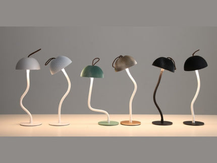 Corrugated Gold Lamp Cap Elegant Curved Stem Mushroom Desk Lamp - Adjustable LED Table Light