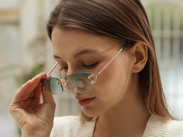 Light Brown Stylish Frameless Diamond-Cut Sunglasses with Metallic Temples - Trendy Line-Design Fashion Eyewear