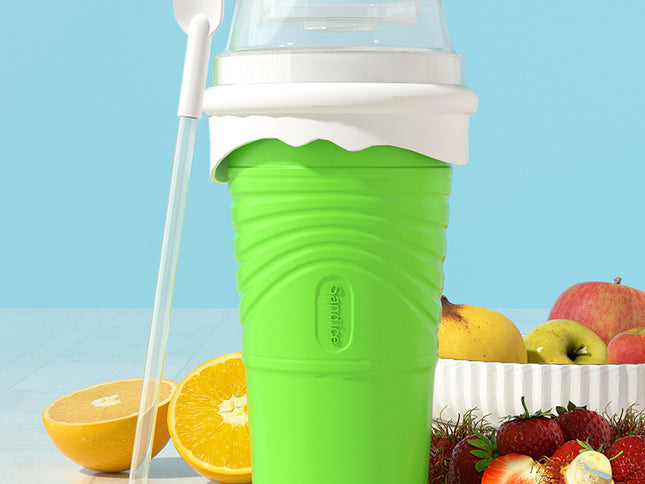 Green Cool Summer Slushie Cup - 500ml Quick-Freeze Smoothie Maker with Straw