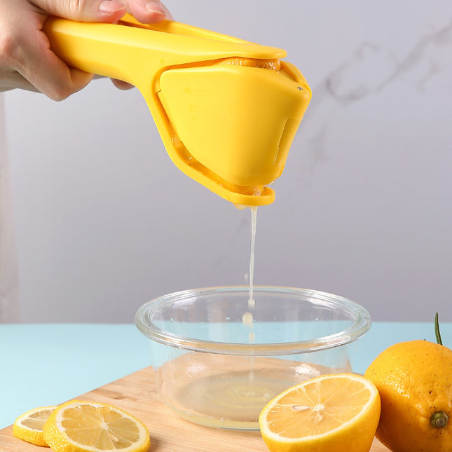 3 Pcs Yellow Easy-Squeeze Manual Citrus Juicer - Durable Lemon & Orange Squeezer with Pour Spout, Food-Grade PP