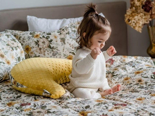 La Millou Dana's Hen Pillow VINTAGE MEADOW | Honey-1875027397263364097