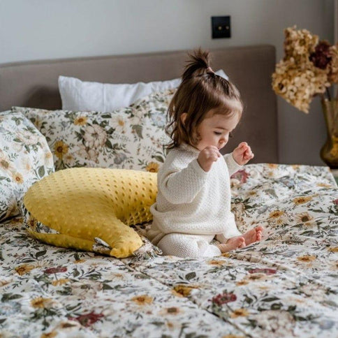 La Millou Dana's Hen Pillow VINTAGE MEADOW | Honey-1875027397263364097