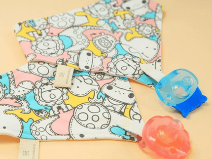 Marcus & Marcus- Organic Bandana Bib & Pacifier Bib Lucas the Hippo- Blue-1875027427399438337