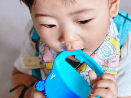 Marcus & Marcus- Sensory Silicone Teether Ollie the Elephant green-1875027516364820482