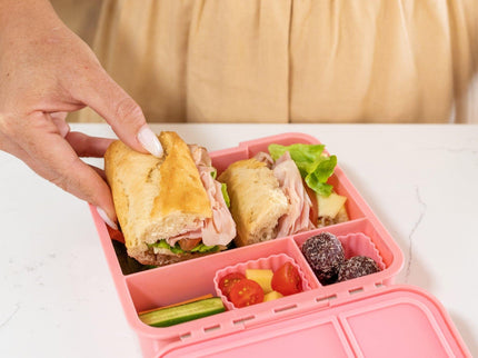 MONTII.CO Little Lunch Box Co | Bento Three -Strawberry-1875027496429293570