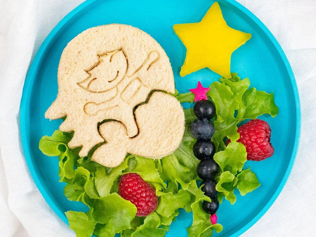 MONTII.CO Lunch Punch Sandwich Cutters | Mermaid-1875027510727675906